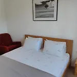 Apartamento Lora 2 *