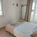 Lora 2 Apartamento Dolac