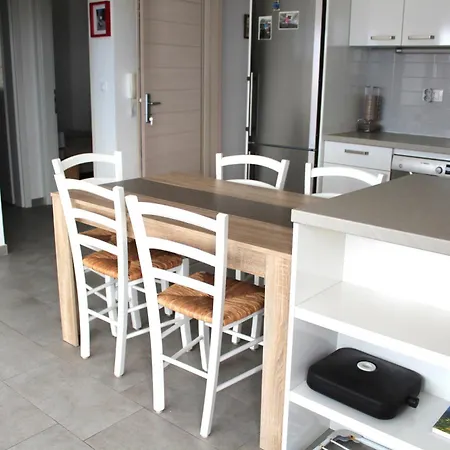 Apartamento Lora 2 *