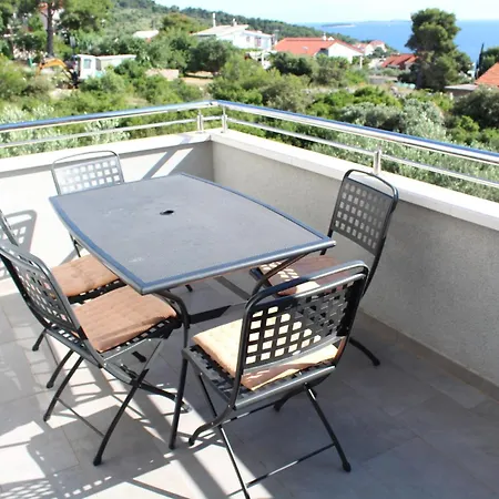 Apartamento Lora 2