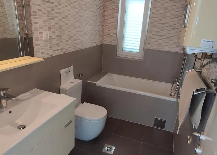 Lora 2 Lejlighed Otok Trara